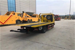 叙永非事故拖车