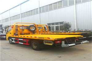 叙永附近拖车救援搭电